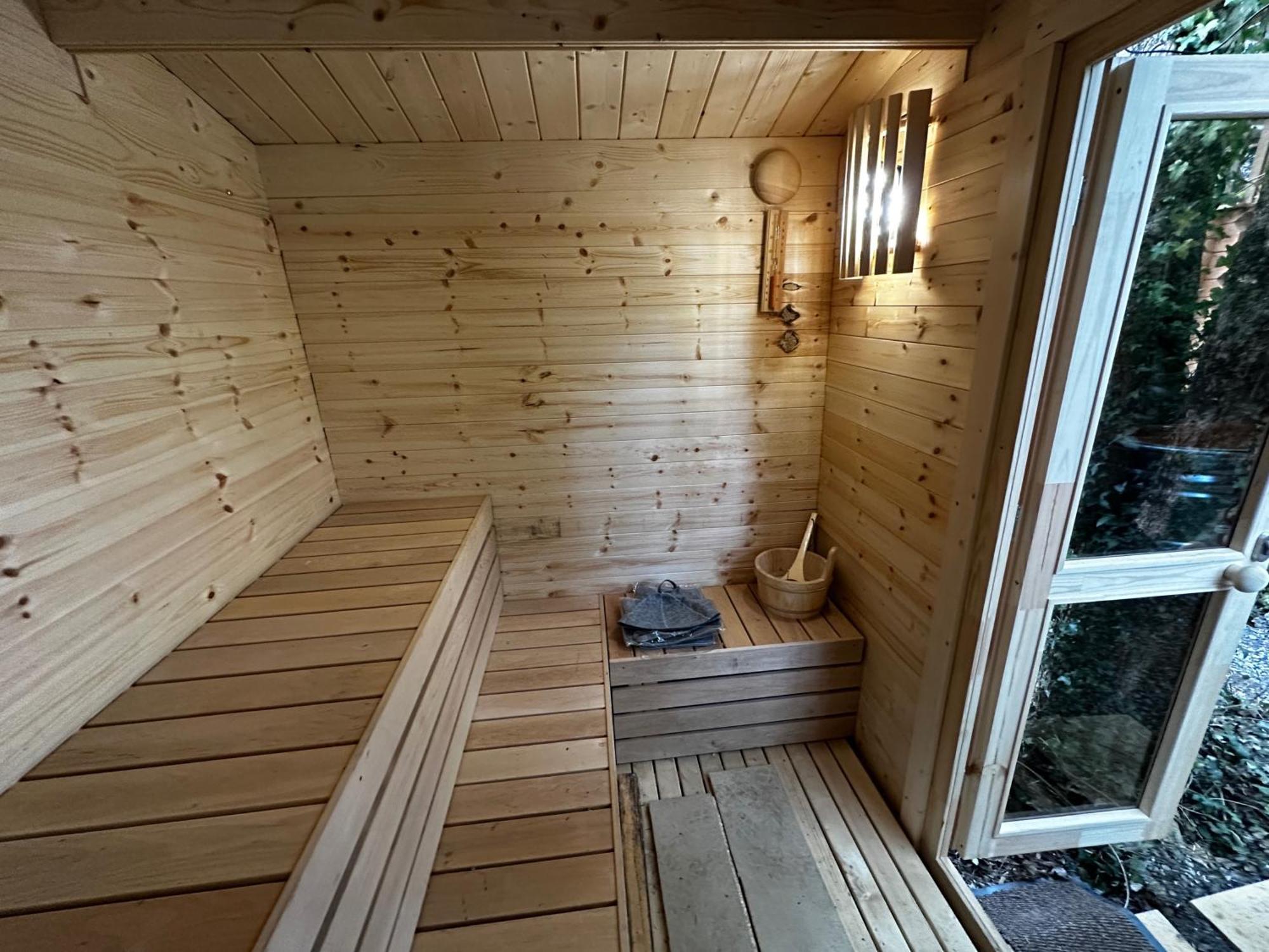 Retro Private Lodge With Hot Tub Nr Dartmoor Newton Abbot Buitenkant foto